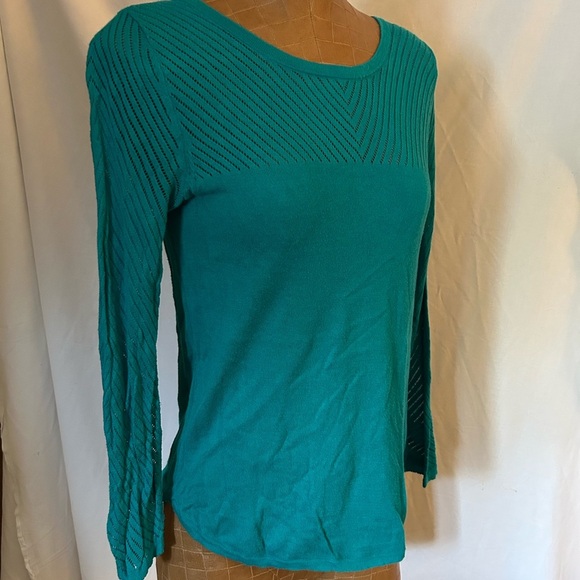 The Limited Green Ribbed Long Sleeve Blouse - Picture 1 of 9